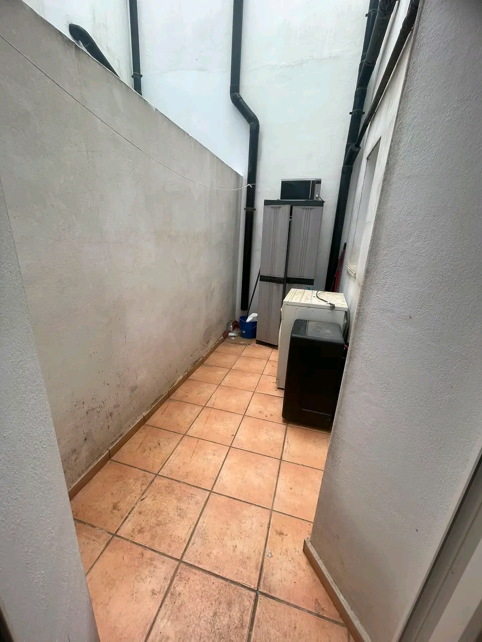 A LA VENTA AMPLIO APARTAMENTO CON TERRAZA EN JALON