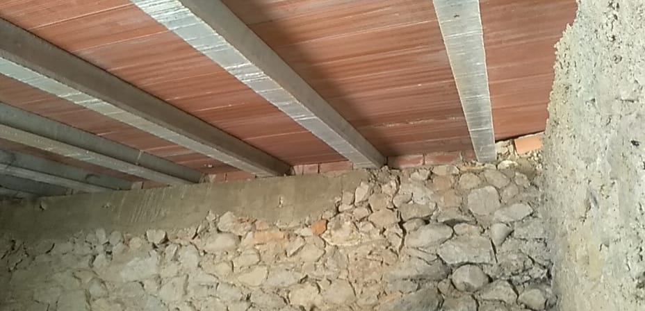 CASA DE PIEDRA A REFORMAR EN TARBENA