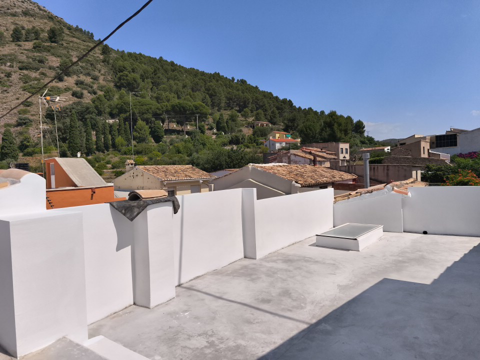 CASA DE PUEBLO REFORMADA