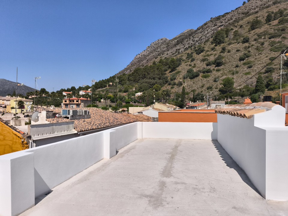 CASA DE PUEBLO REFORMADA