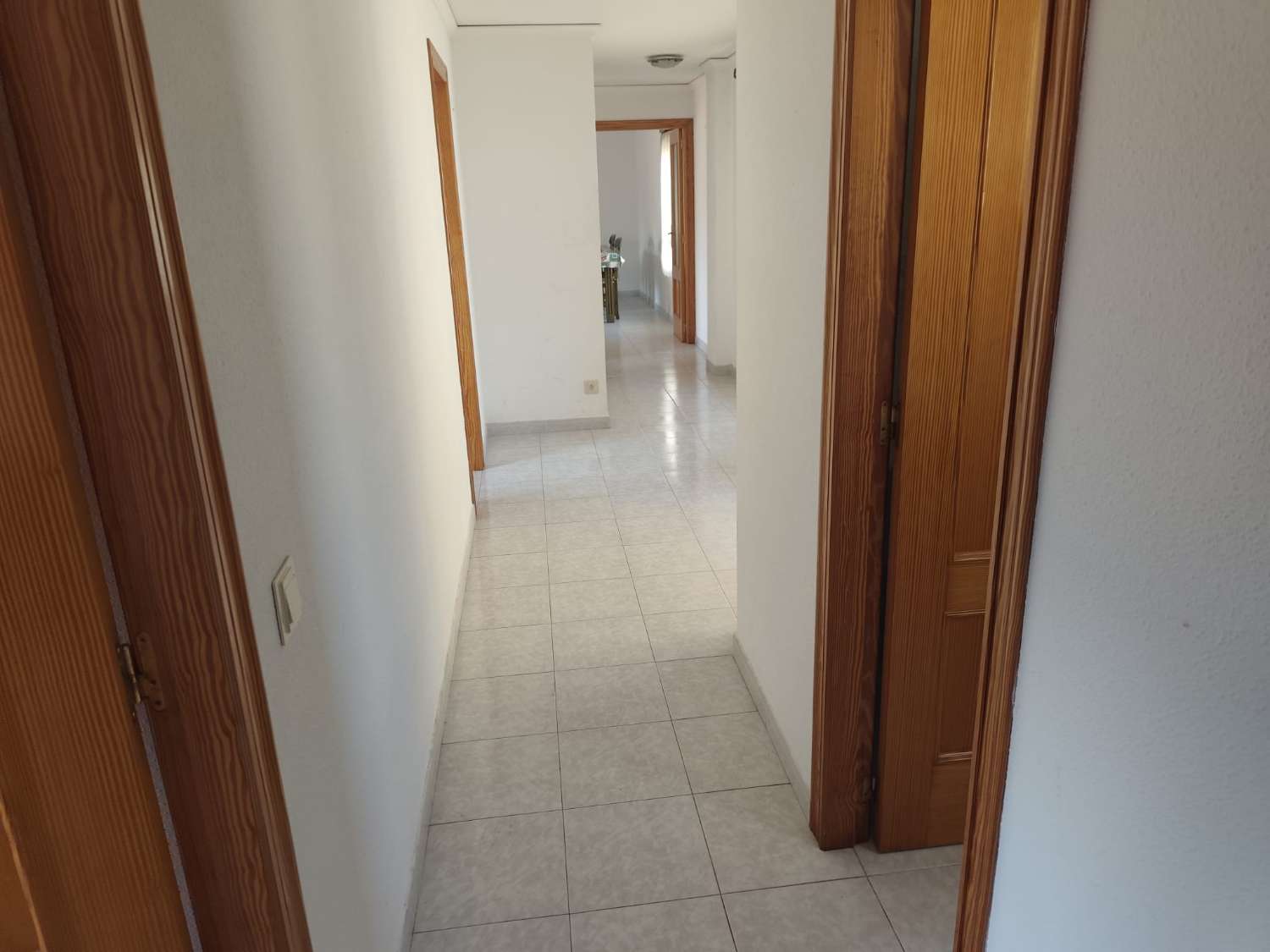 APARTAMENTO CON GRAN TERRAZA PRIVADA