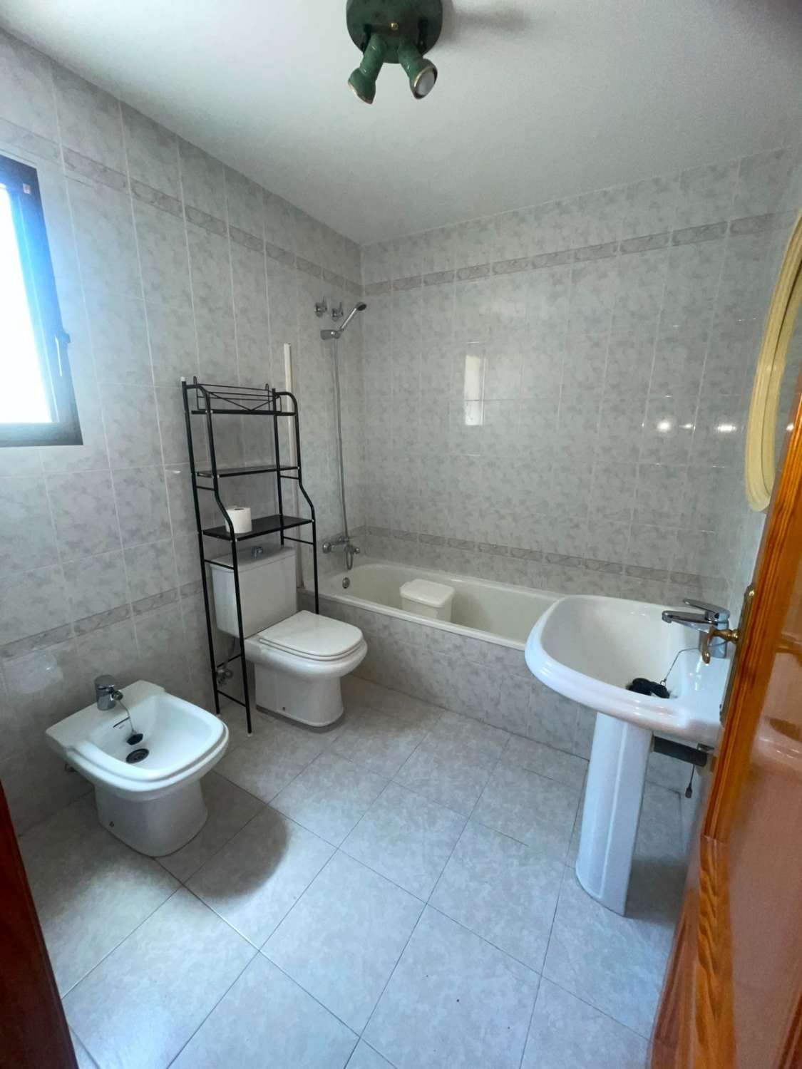 APARTAMENTO CON GRAN TERRAZA PRIVADA