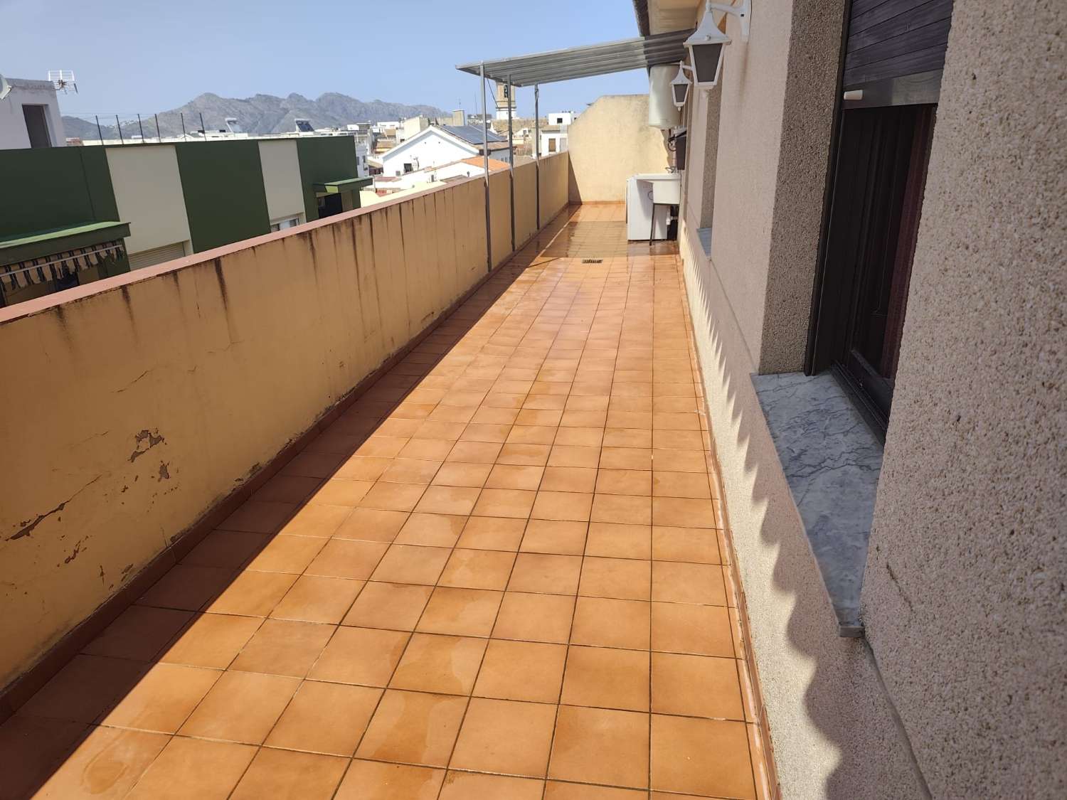 APARTAMENTO CON GRAN TERRAZA PRIVADA