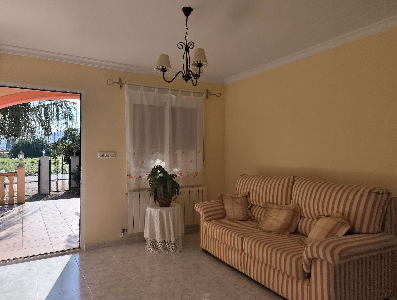 CHALET EN EL VALLE DE JALON