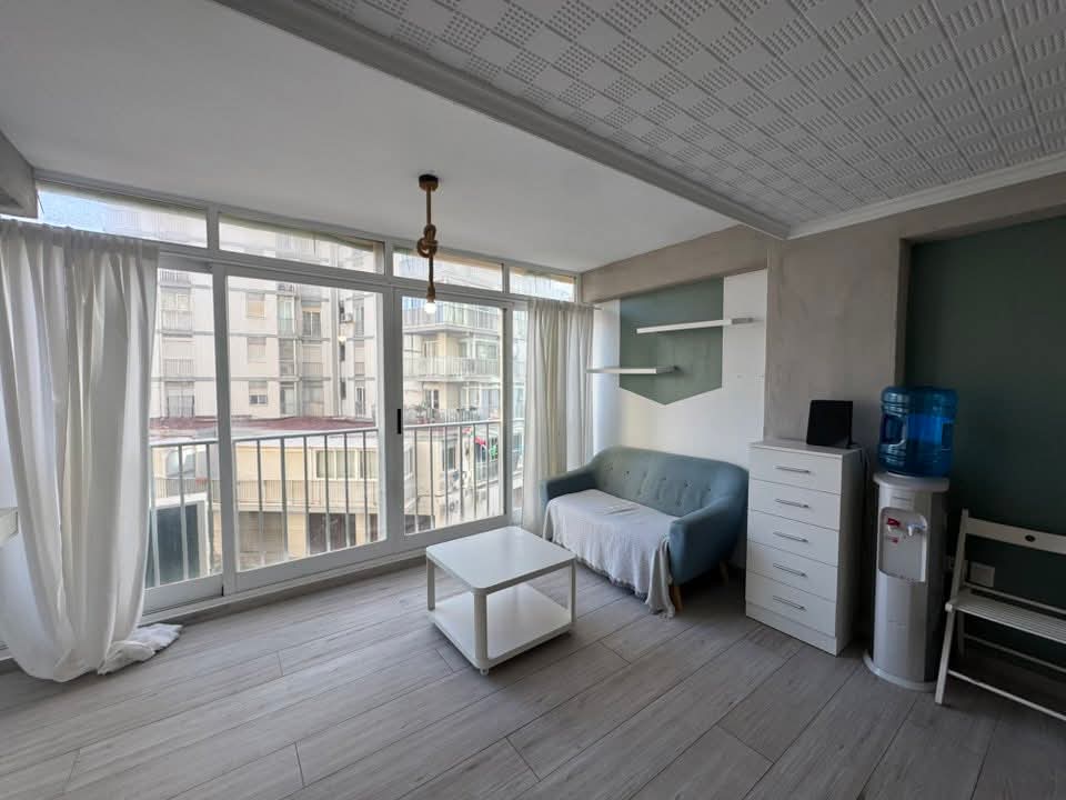 APARTAMENTO REFORMADO Y SOLEADO EN CALPE