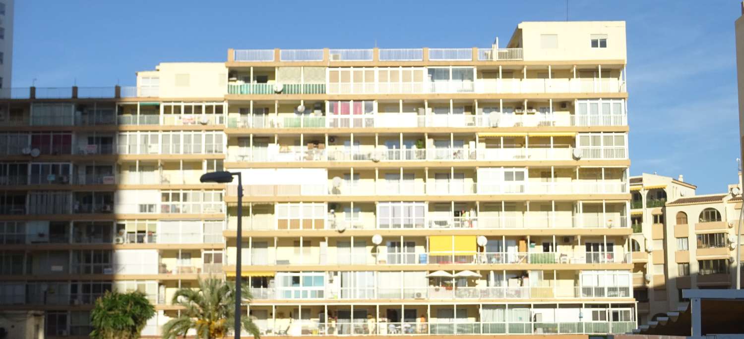 APARTAMENTO REFORMADO Y SOLEADO EN CALPE