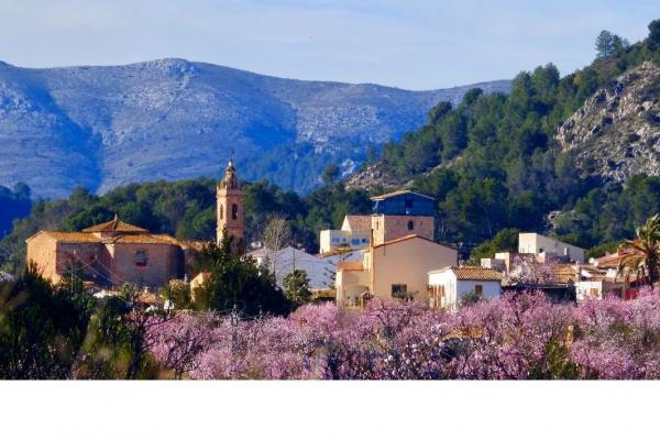 CASA DE PUEBLO EN ALCALALI