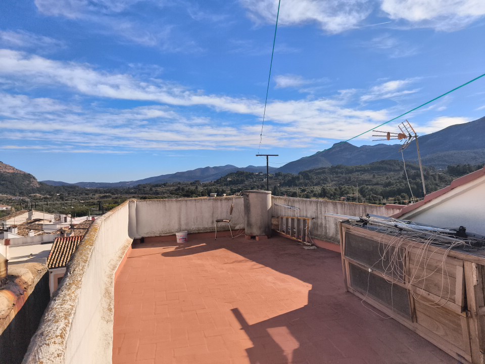 CASA DE PUEBLO EN MURLA PARA ENTRAR A VIVIR