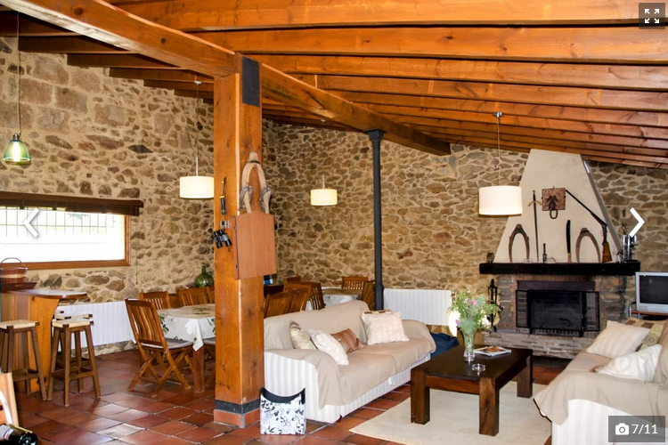 منزل للبيع في Facheca