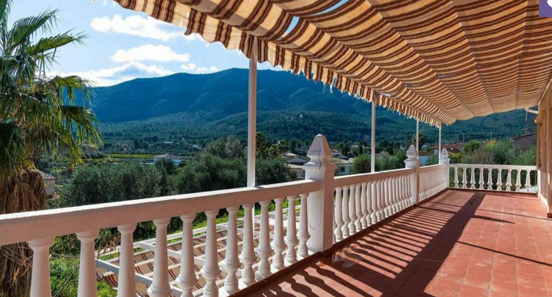 Finca en Parcent con amplias posibilidades