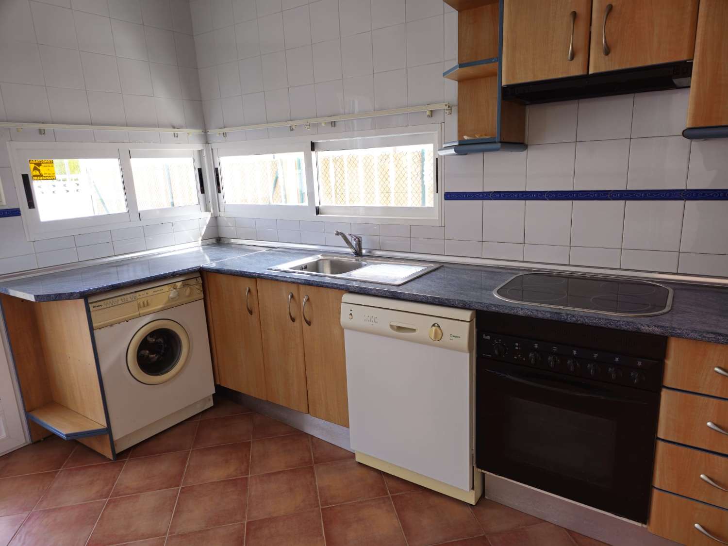 Casa con 300m de parcela en La Nucia