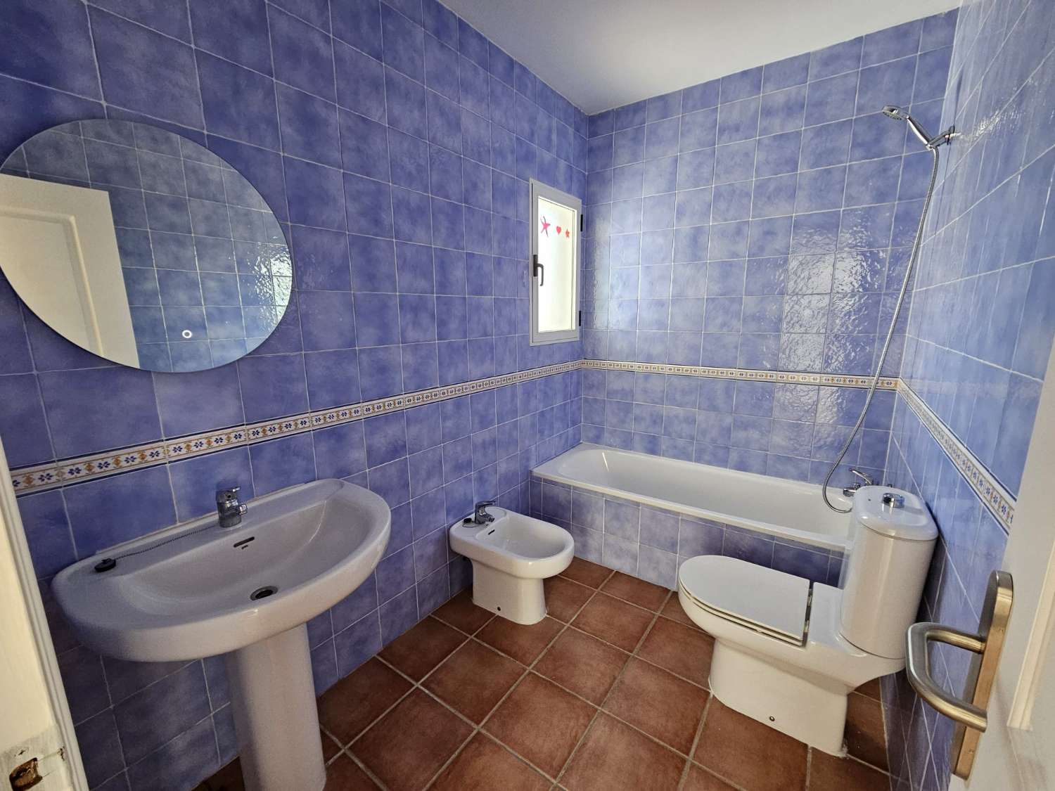 Casa con 300m de parcela en La Nucia