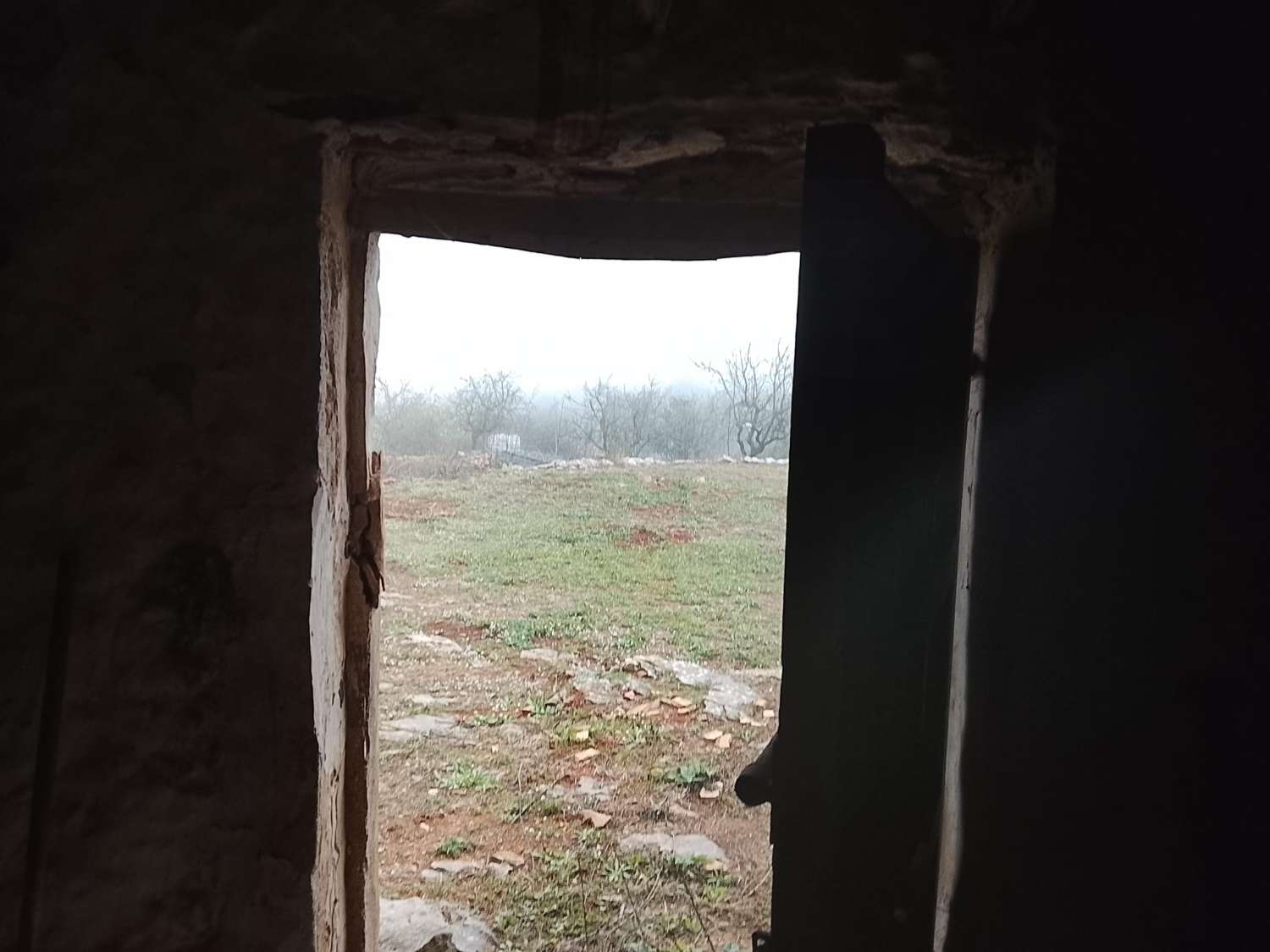 Casa de piedra para restaurar en Marnes (Lliber)