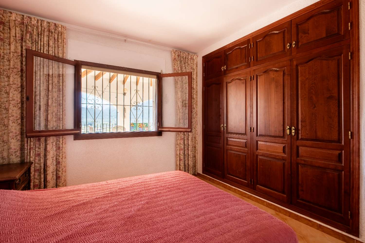 CASA INDEPENDIENTE EN VENTA EN EL VALLE DE JALÓN