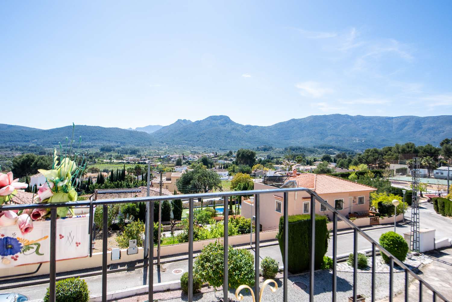 CASA INDEPENDIENTE EN VENTA EN EL VALLE DE JALÓN