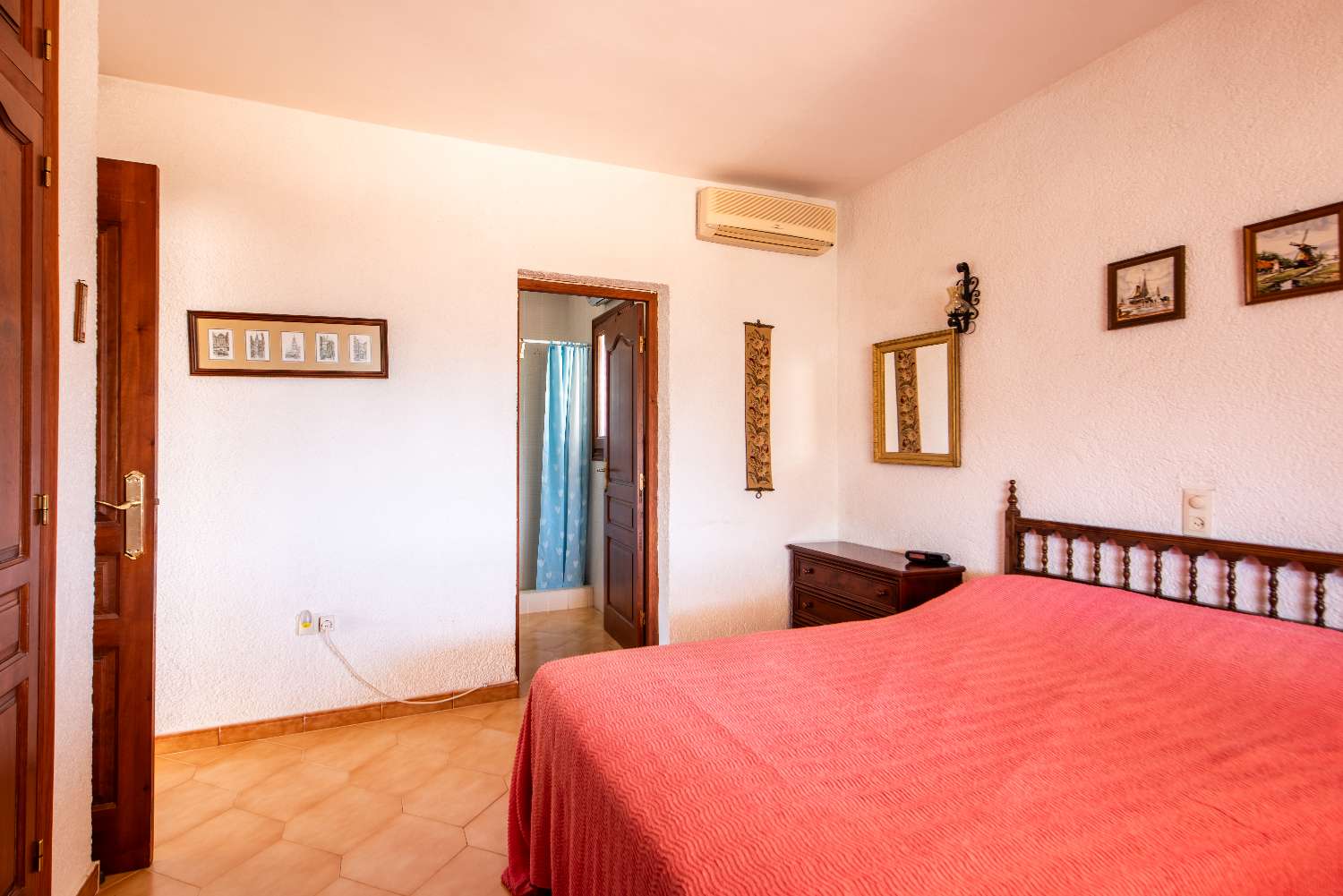 CASA INDEPENDIENTE EN VENTA EN EL VALLE DE JALÓN