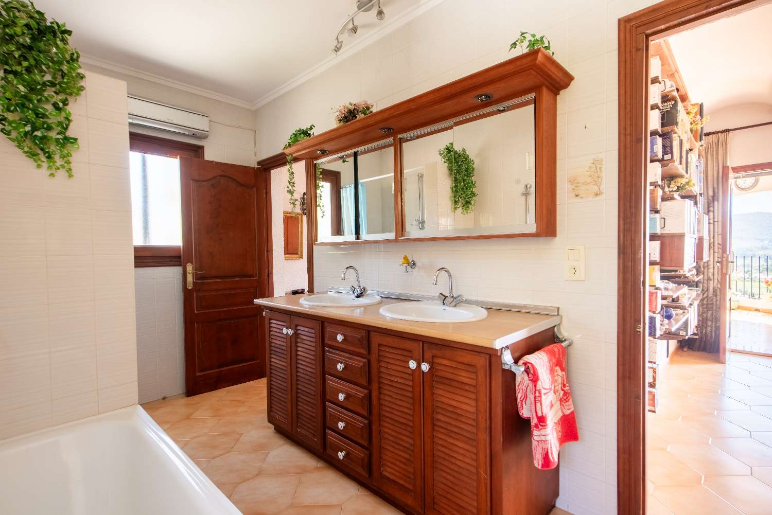 CASA INDEPENDIENTE EN VENTA EN EL VALLE DE JALÓN